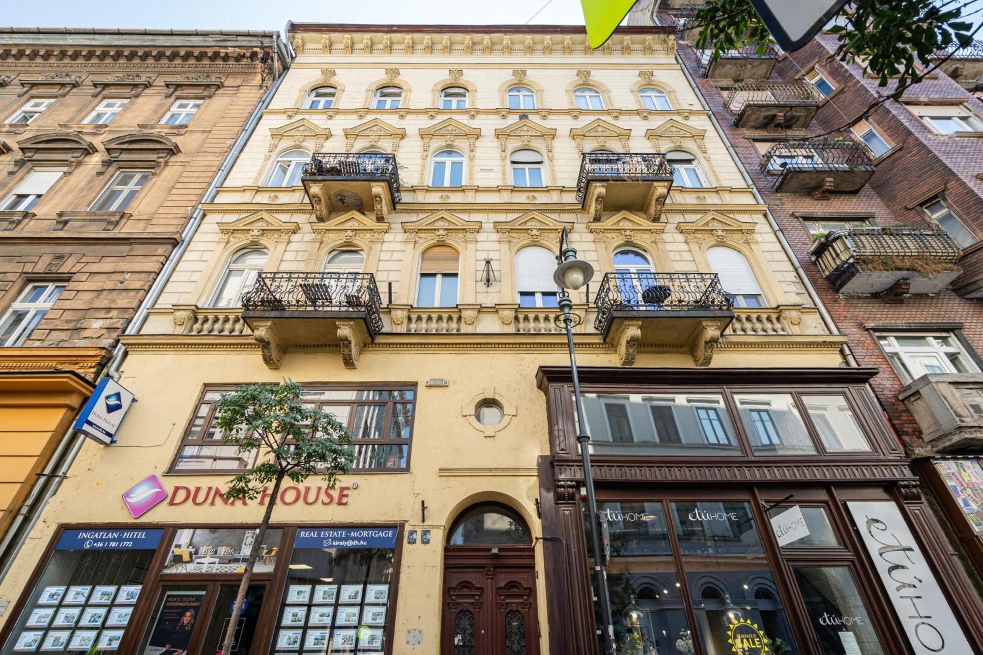 Kiraly 33 - Hidden Gem - Best Location By Bqa Budapest Exterior photo